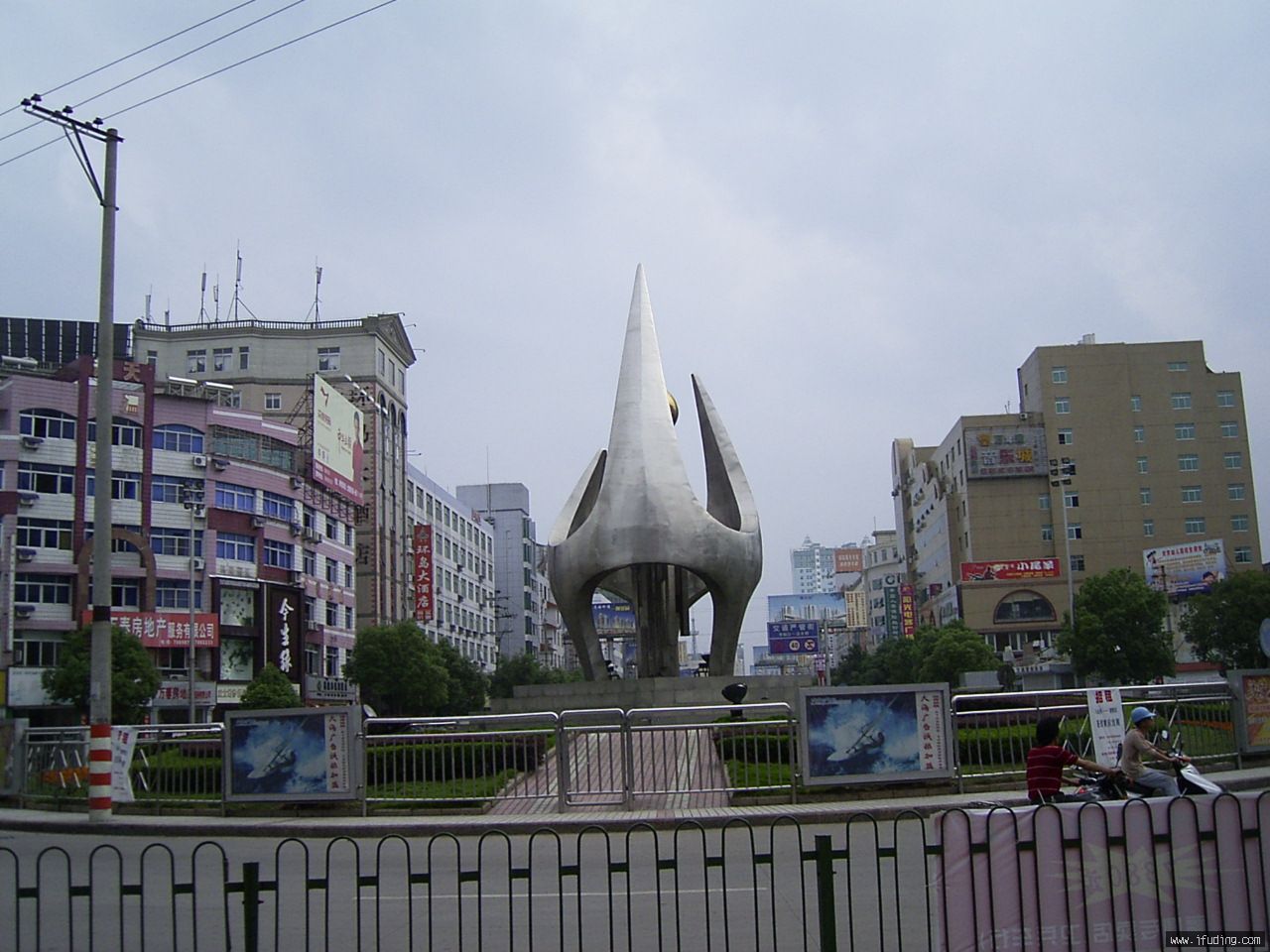 1.jpg